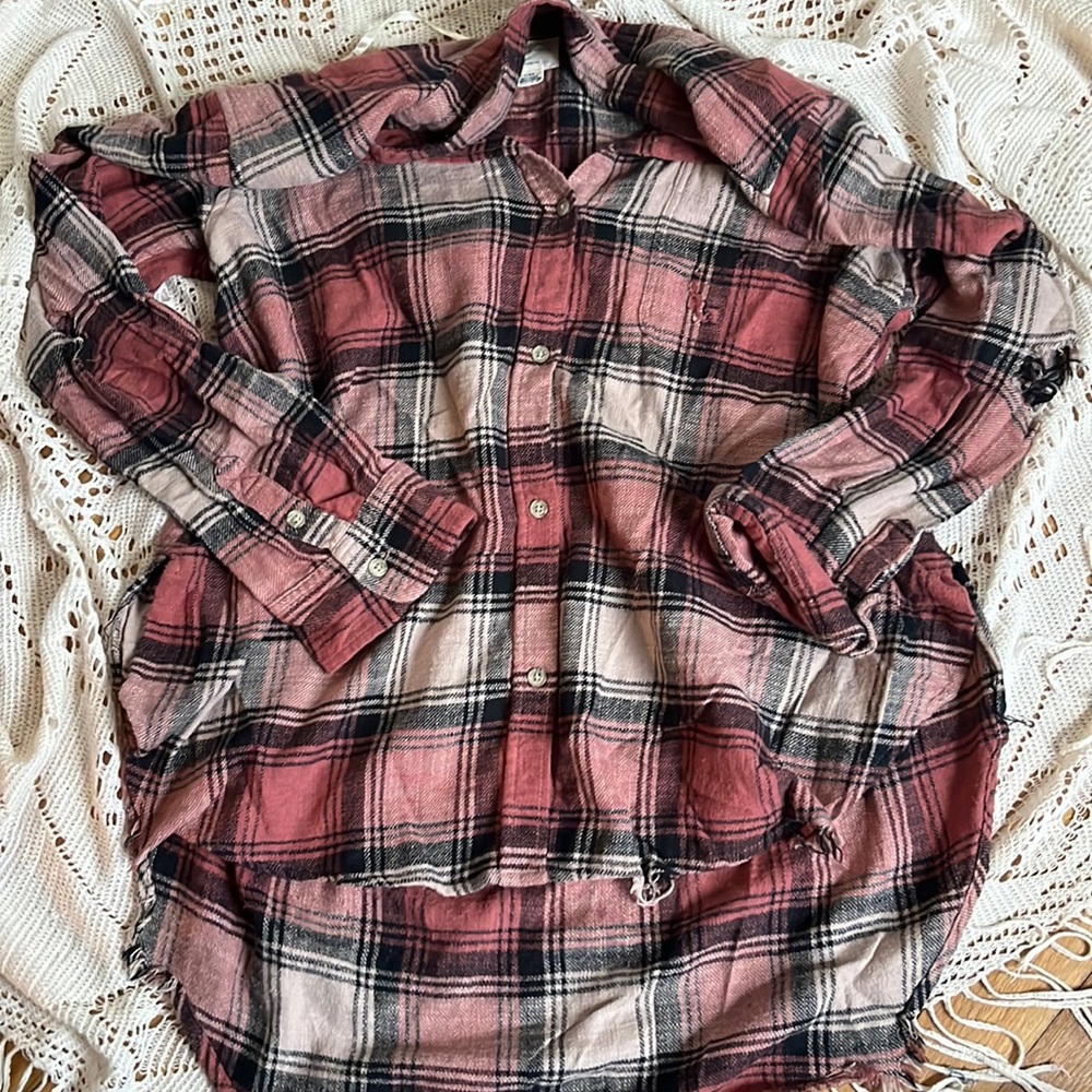 american eagle distressed flannel